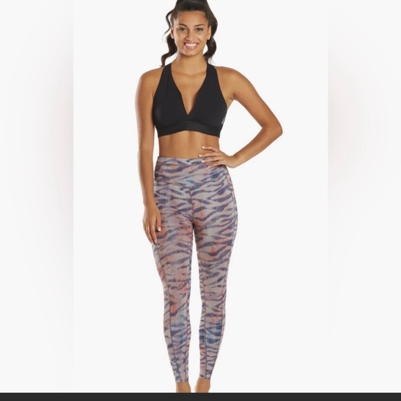 Free People Movement Beat the Heat Reversible Leggings - Picture 3 of 4